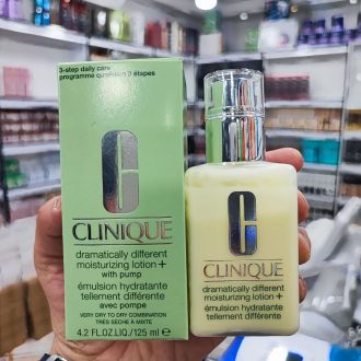 لوسیون مرطوب کننده دراماتیکالی دیفرنت کلینیک مدل لوسیون پلاس حجم 50ML